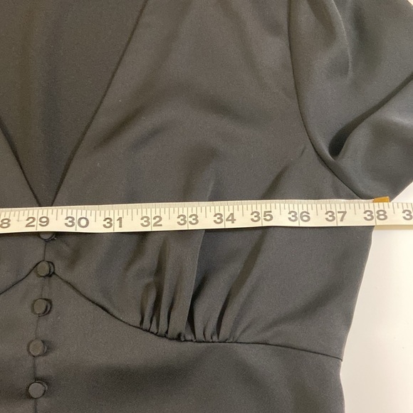 J.CREW BLACK V-NECK FORMAL BLOUSE WITH BUTTON AT FRONT. SIZE 10, ZIPPER… - Picture 4 of 14